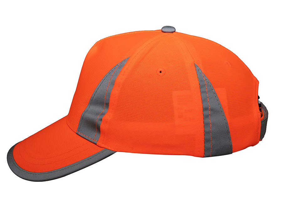Baseball-Cap „Nice“ in Polyester mit Reflexsegmenten und silber-reflektierender Schirmkante, größenverstellbar für hohe Sichtbarkeit.