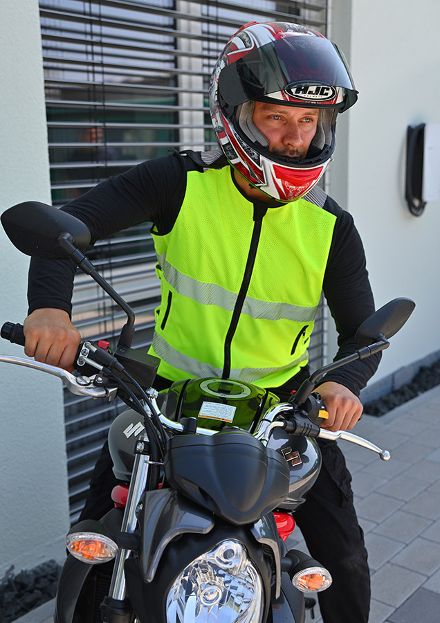 Varningsväst i mesh ”Naxos” – Utformad för motorcyklister