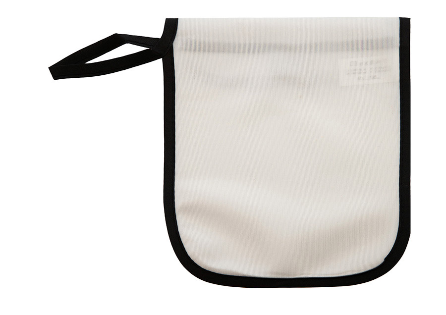 Aufbewahrungsbeutel „Naples“ in verschiedenen Farben aus 100 % Polyester mit Klettverschluss und Trageschlaufe, passend für Warn- und Funktionswesten.