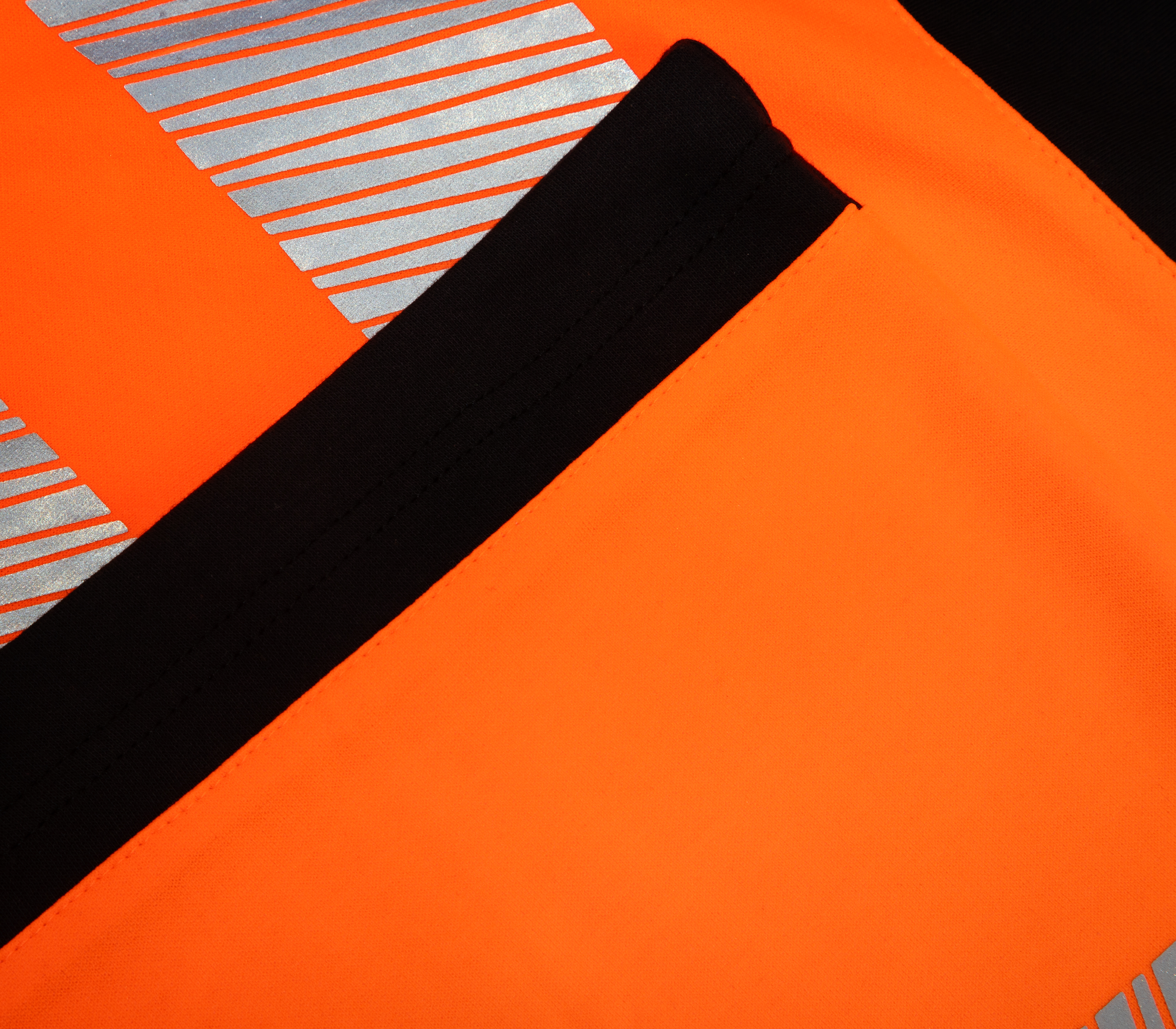 EOS - T-shirt med svart bröstparti - Signalgul / Svart